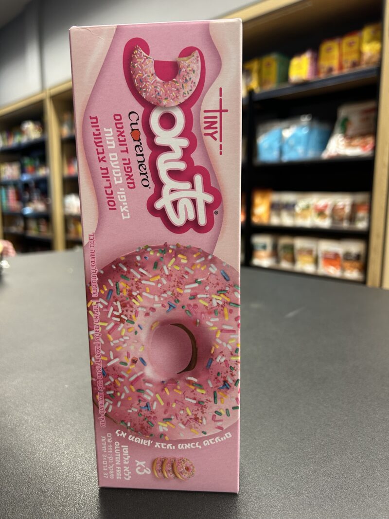 מאפה דונאטס בטעם תות