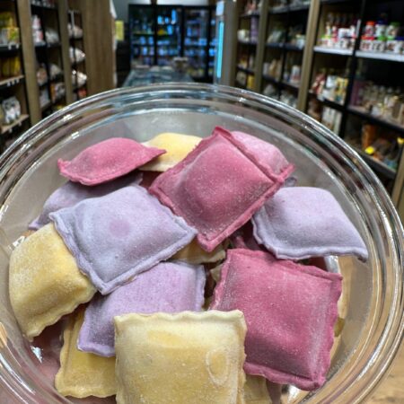 רביולי גבינות