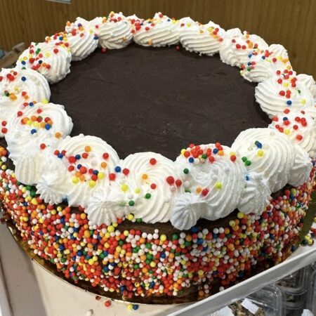 עוגת שוקולד גבוהה